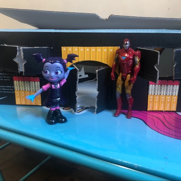 Meet your Posher, Yadi - Picture 1 of 1